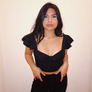 Meet your Posher, Danielle